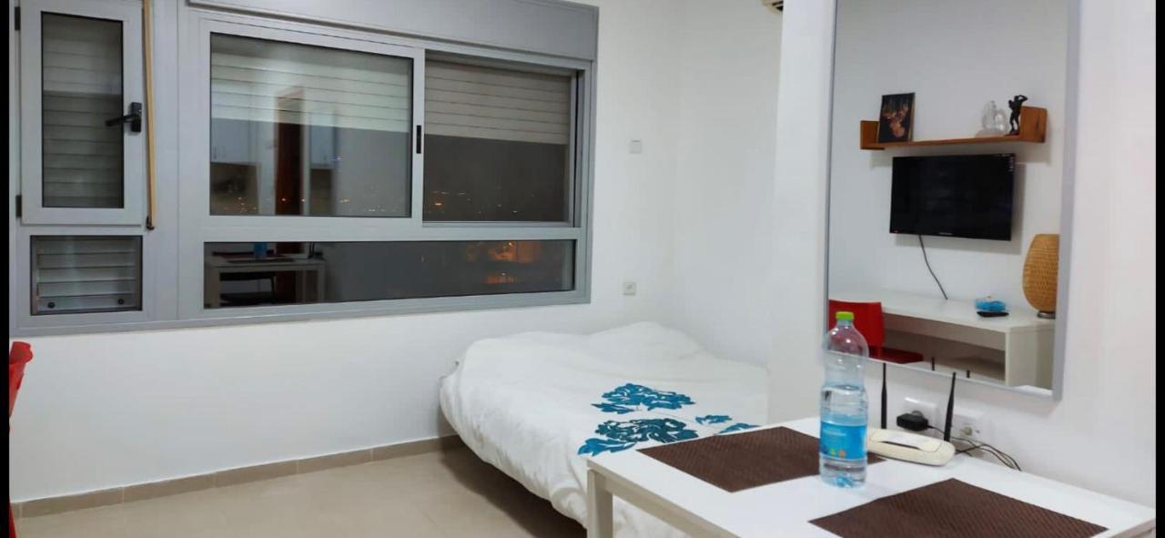 New Studio In Soroka Hospital Area Apartman Berseba Kültér fotó
