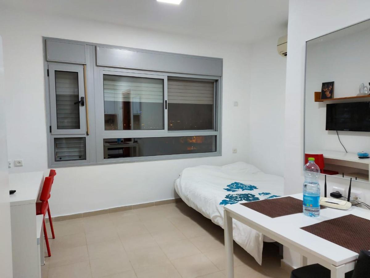 New Studio In Soroka Hospital Area Apartman Berseba Kültér fotó